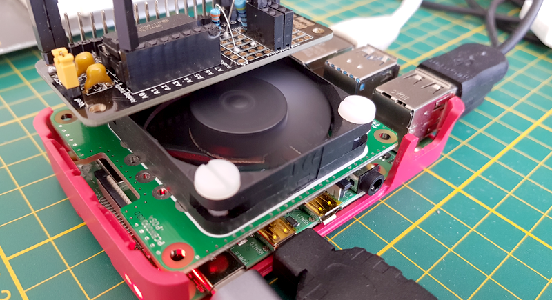 Boîtier officiel pour Raspberry Pi 5 avec ventilateur
